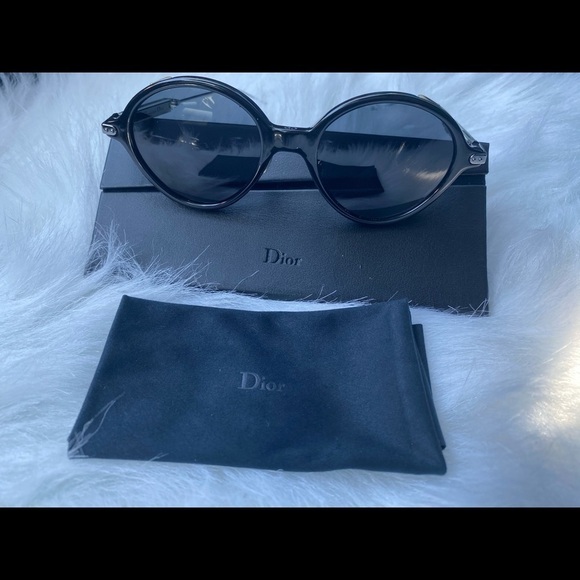 Authentic Christian Dior umbrage Sunglasses 52mm - Picture 3 of 12